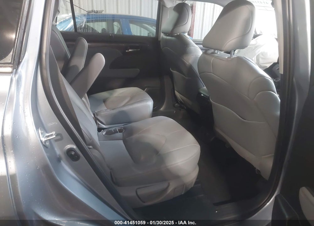 2024 TOYOTA HIGHLANDER PLATINUM VIN: 5TDKDRBH4RS567200