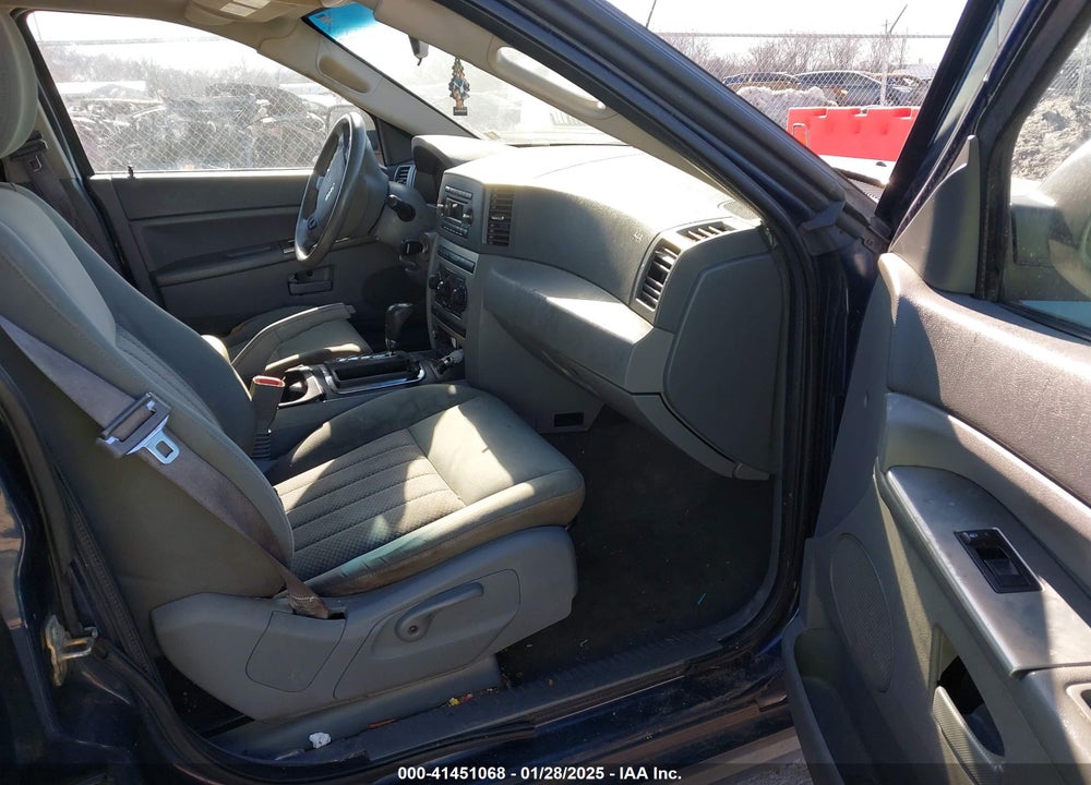 2005 JEEP GRAND CHEROKEE LAREDO VIN: 1J4GR48KX5C680619