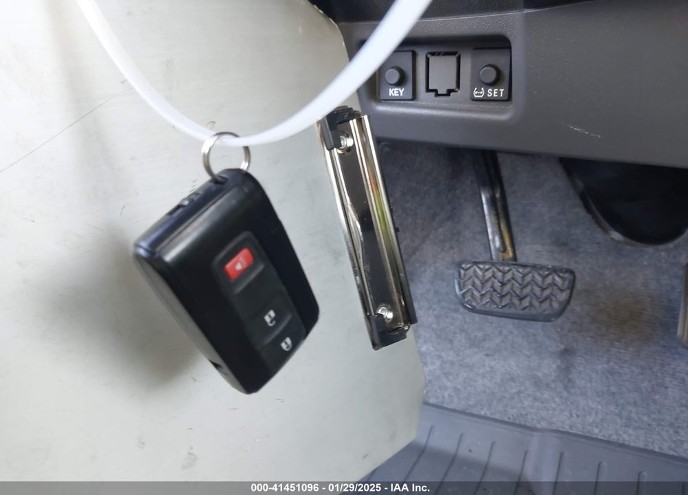 2009 TOYOTA PRIUS VIN: JTDKB20U093482269