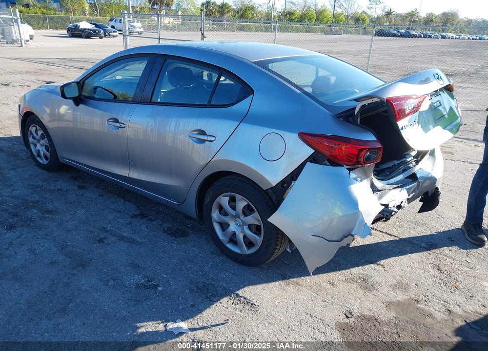 2016 MAZDA 3 VIN: JM1BM1T70G1297044