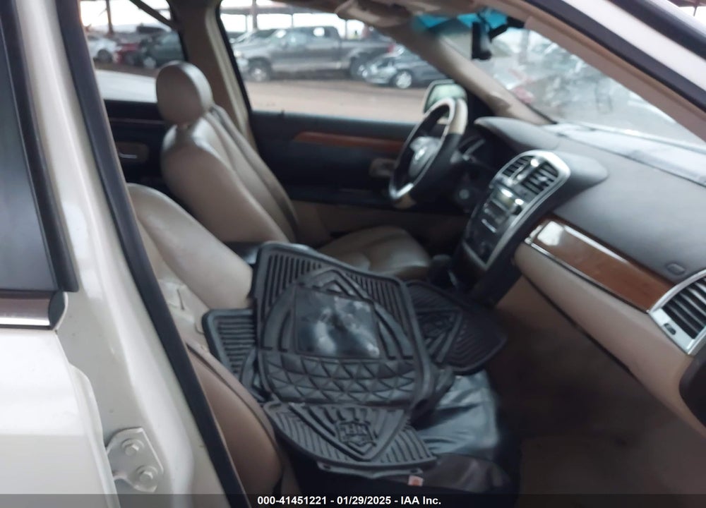 2008 CADILLAC SRX V6 VIN: 1GYEE637X80102608