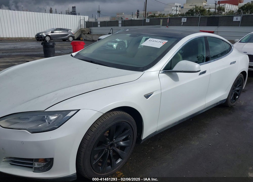 2014 TESLA MODEL S VIN: 5YJSA1H14EFP44167