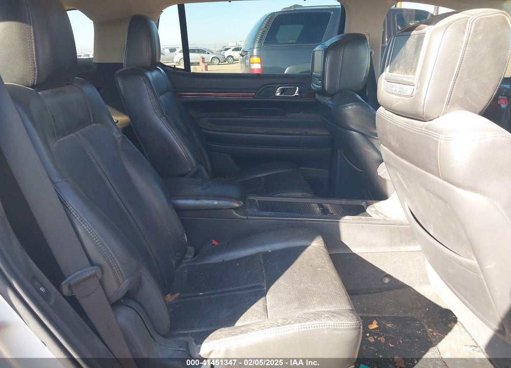 2011 LINCOLN MKT VIN: 2LMHJ5FR3BBJ50477