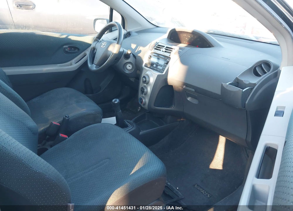 2008 TOYOTA YARIS VIN: JTDJT903885172625