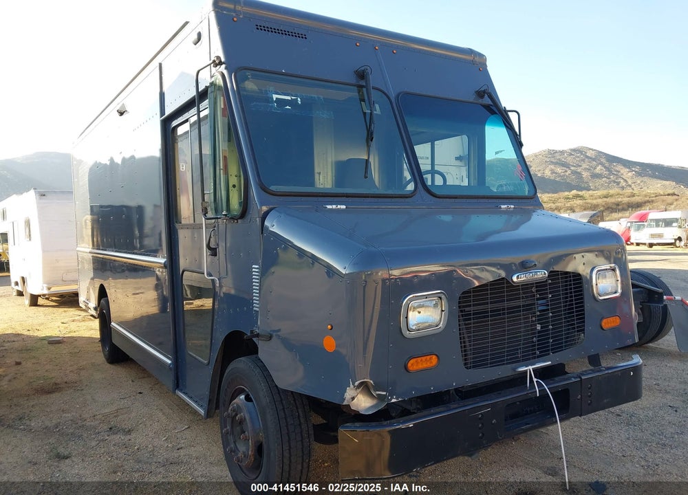 2020 FREIGHTLINER MT45G VIN: 4UZAC2EA7LCMH5874