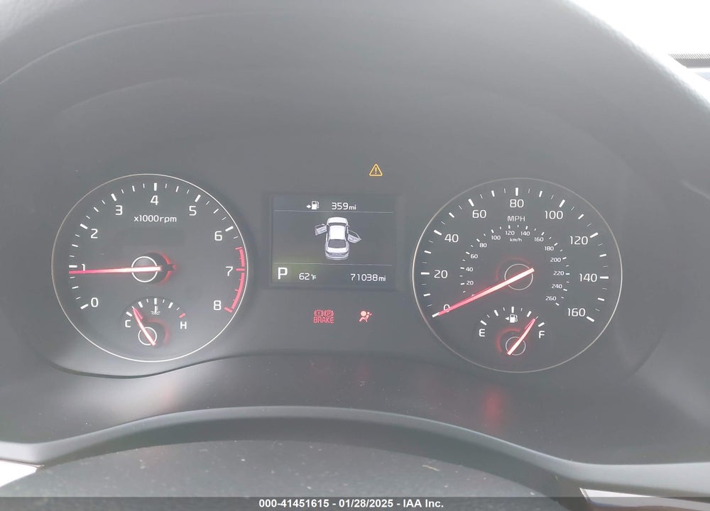 2017 KIA CADENZA VIN: KNALC4J15H5081396