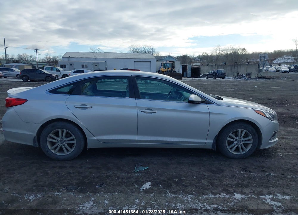 2017 HYUNDAI SONATA VIN: 5NPE24AA3HH457236