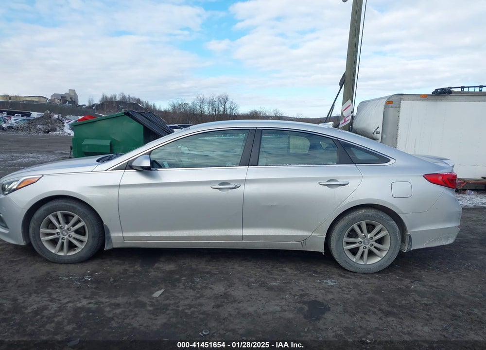 2017 HYUNDAI SONATA VIN: 5NPE24AA3HH457236