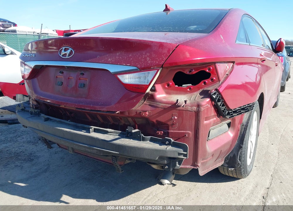 2014 HYUNDAI SONATA GLS VIN: 5NPEB4AC0EH938297