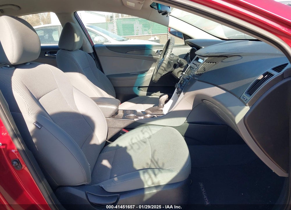 2014 HYUNDAI SONATA GLS VIN: 5NPEB4AC0EH938297