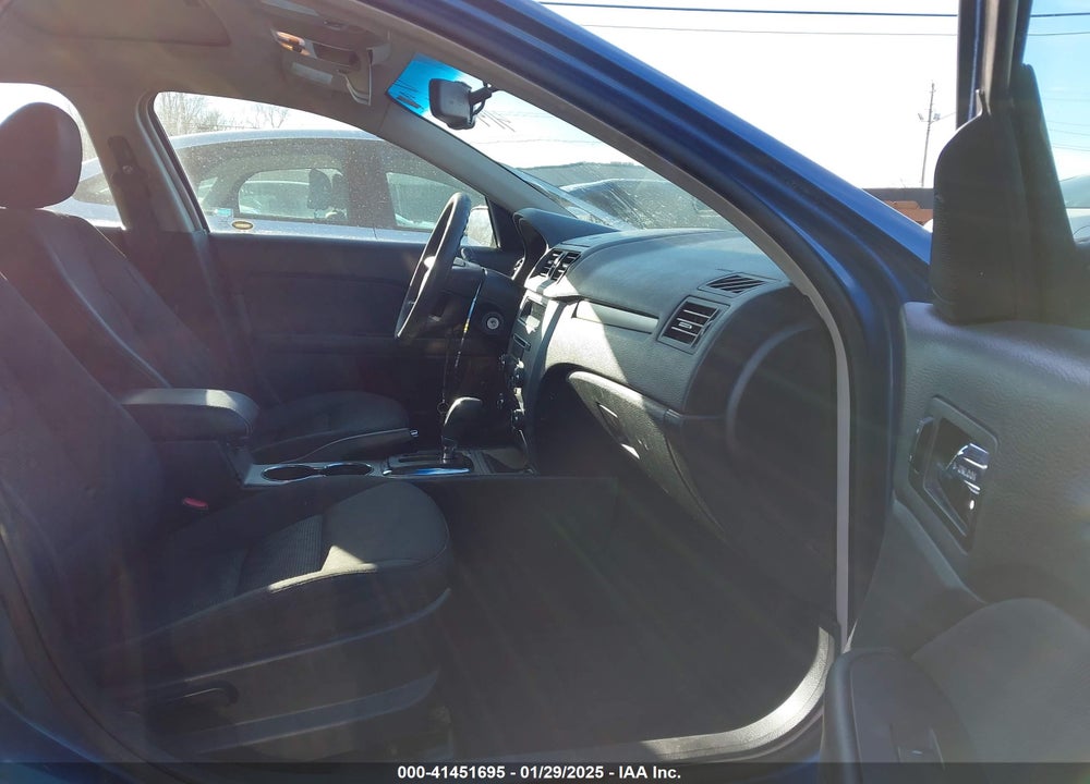 2010 FORD FUSION SE VIN: 3FAHP0HA5AR267735