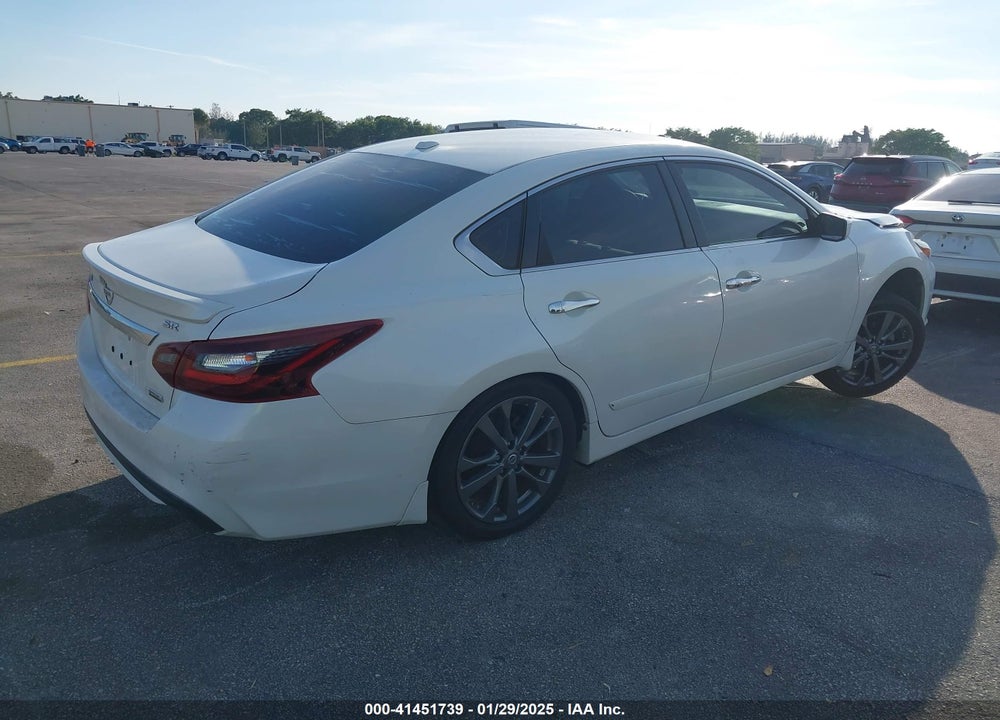 2018 NISSAN ALTIMA VIN: 1N4AL3AP6JC256626