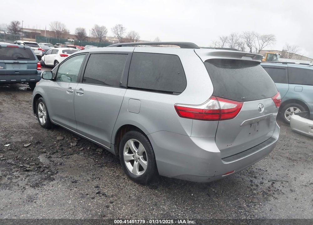 2015 TOYOTA SIENNA LE 8 PASSENGER VIN: 5TDKK3DC9FS618965