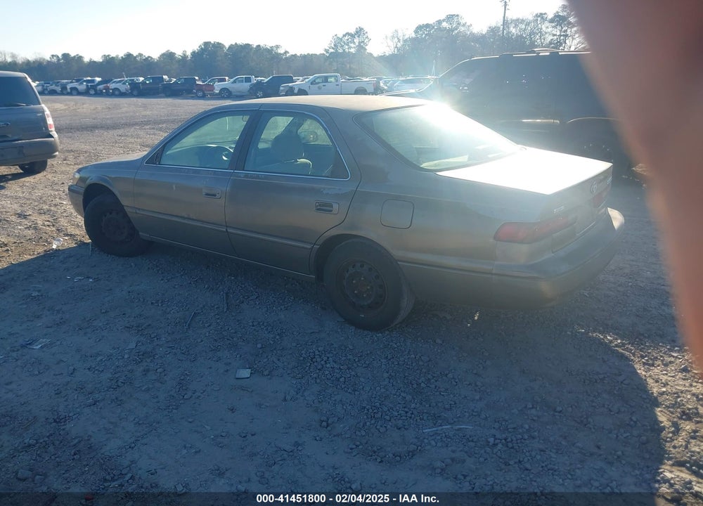 1999 TOYOTA CAMRY LE VIN: 4T1BG22K3XU447306