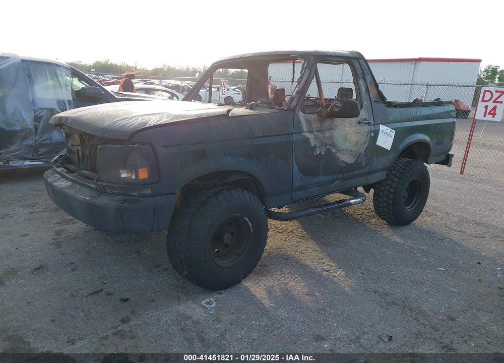 1992 FORD BRONCO U100 VIN: 1FMEU15N1NLA67132