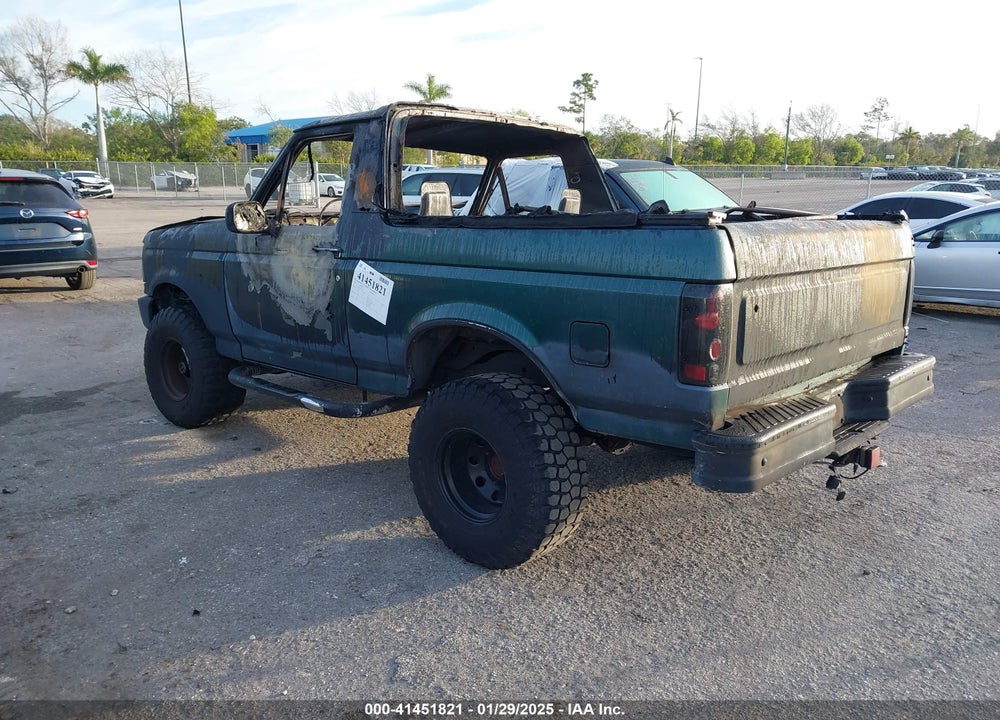 1992 FORD BRONCO U100 VIN: 1FMEU15N1NLA67132