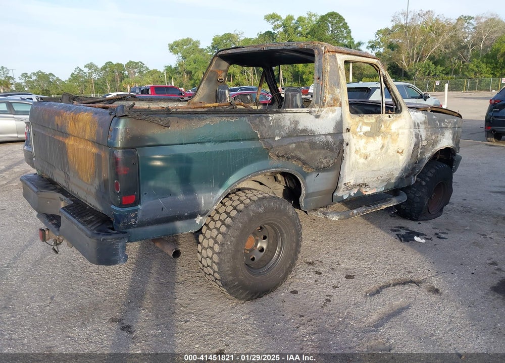 1992 FORD BRONCO U100 VIN: 1FMEU15N1NLA67132