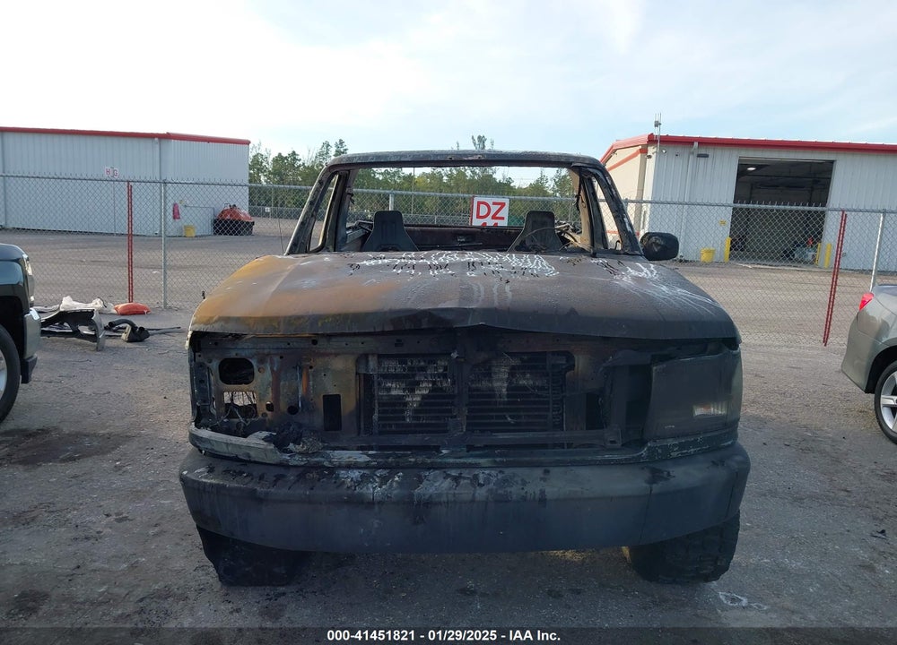 1992 FORD BRONCO U100 VIN: 1FMEU15N1NLA67132