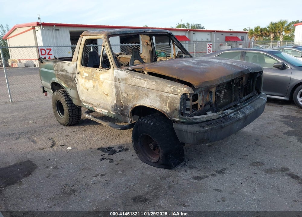 1992 FORD BRONCO U100 VIN: 1FMEU15N1NLA67132