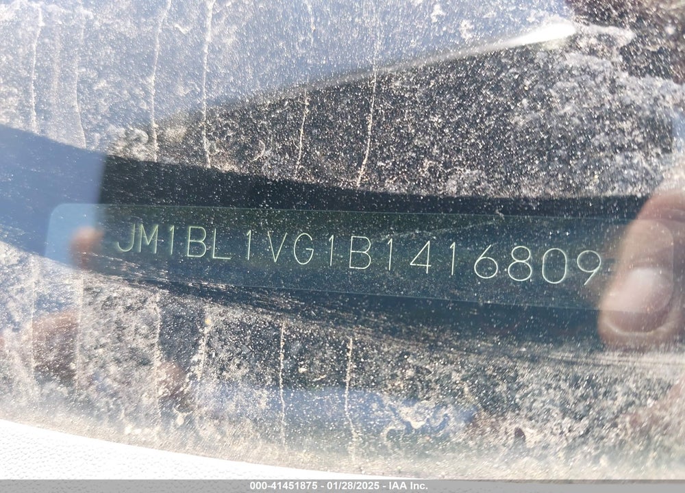 2011 MAZDA MAZDA3 VIN: JM1BL1VG1B1416809