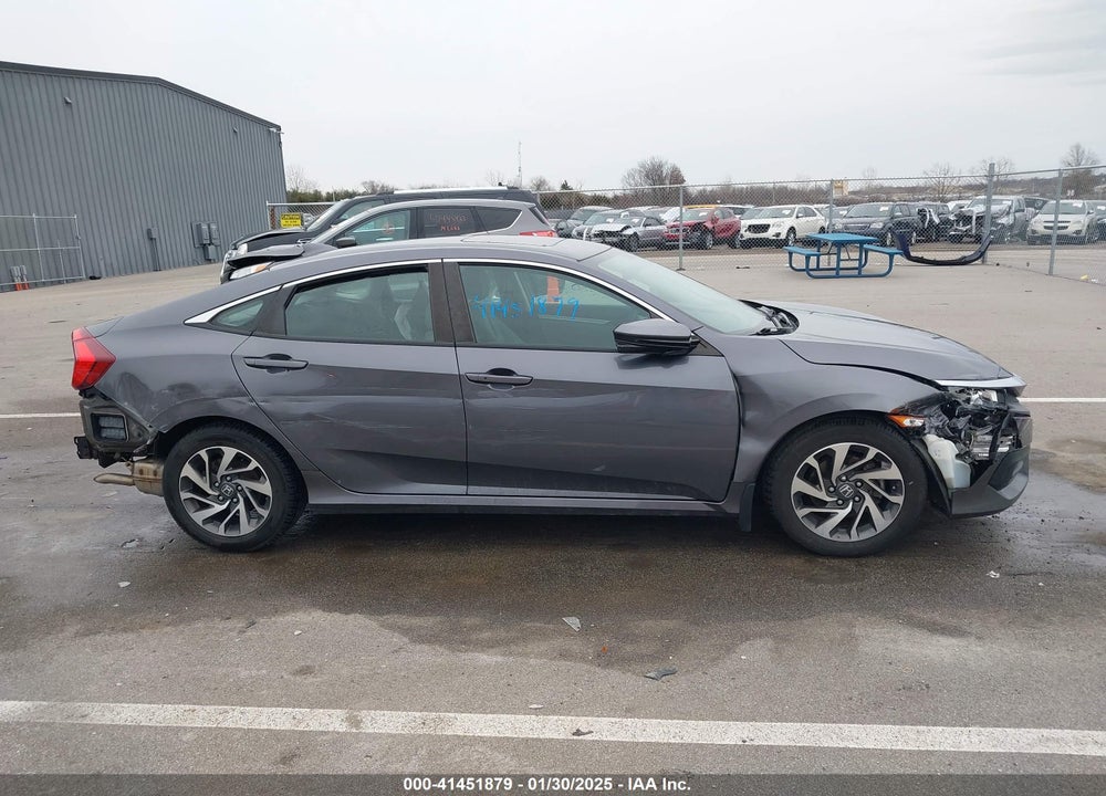 2017 HONDA CIVIC VIN: 2HGFC2F77HH573519