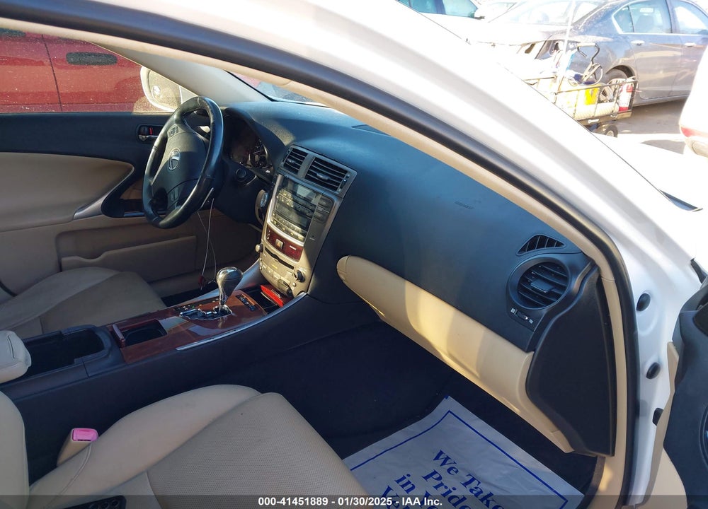 2008 LEXUS IS 250 VIN: JTHCK262085022511