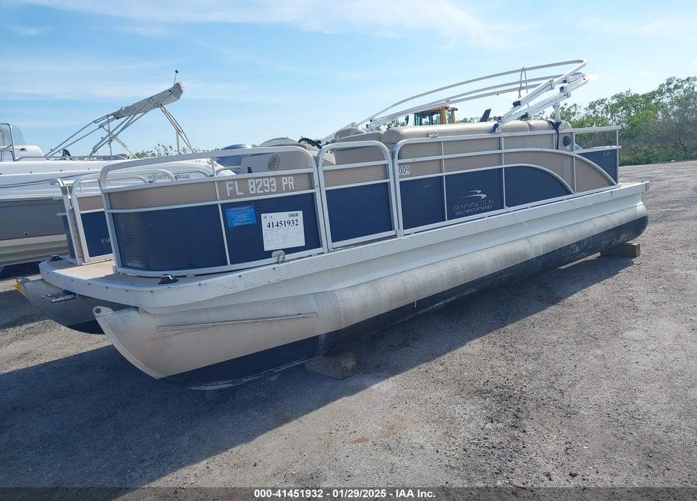 2014 BENNINGTON OTHER VIN: ETWC5121L314