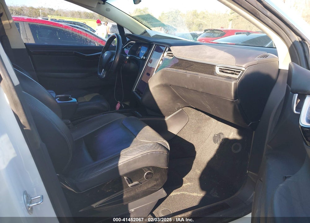 2016 TESLA MODEL X 75D/P100D/P90D VIN: 5YJXCBE47GF020576