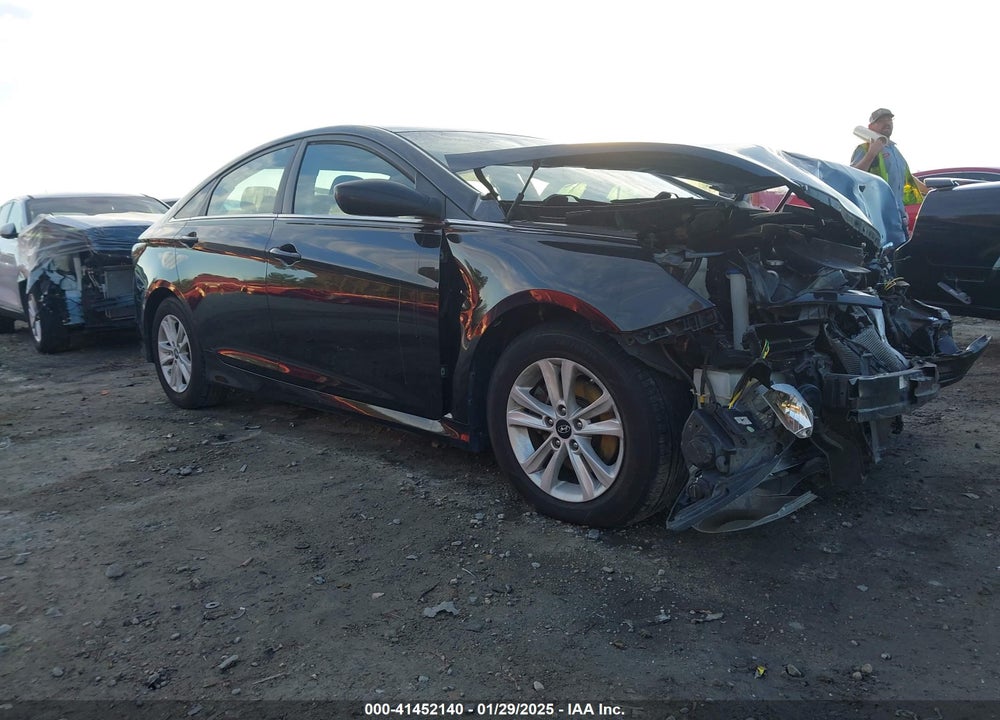 2014 HYUNDAI SONATA GLS VIN: 5NPEB4AC9EH831488