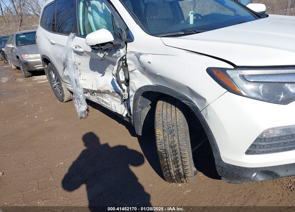 2018 HONDA PILOT EX-L VIN: 5FNYF6H50JB049819
