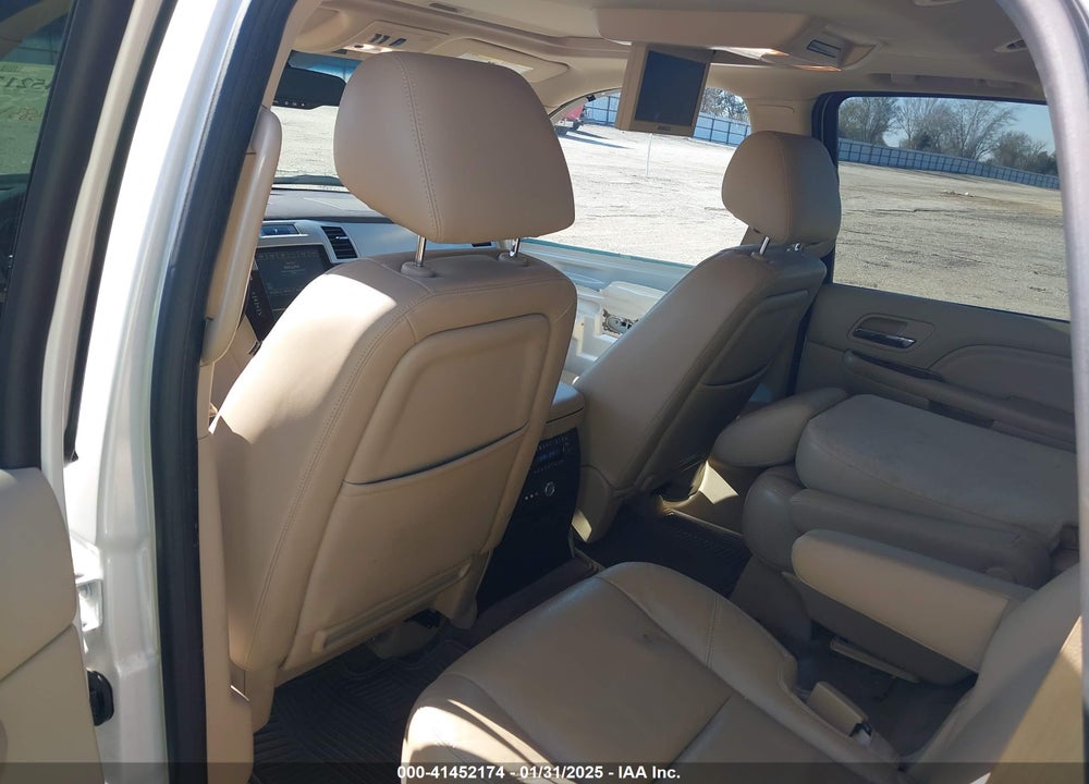 2012 CADILLAC ESCALADE LUXURY VIN: 1GYS3BEF7CR120087