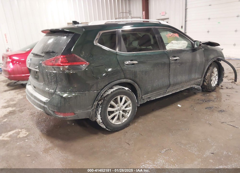 2018 NISSAN ROGUE SV VIN: 5N1AT2MV5JC745674
