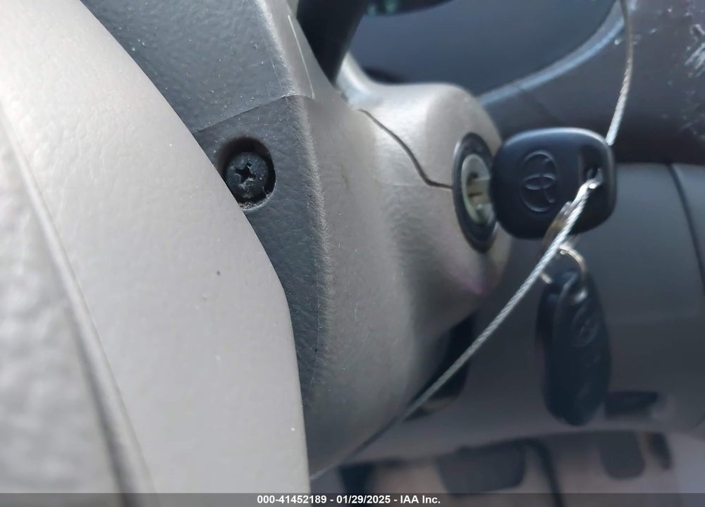 2007 TOYOTA SIENNA XLE VIN: 5TDZK22C77S033766