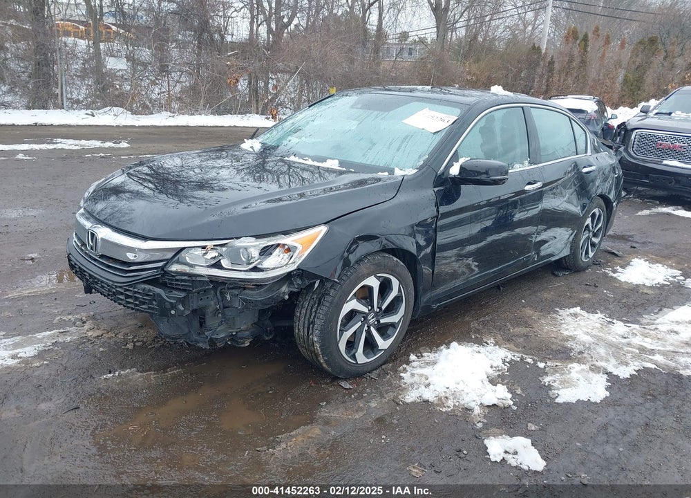 2017 HONDA ACCORD VIN: 1HGCR3F03HA022495