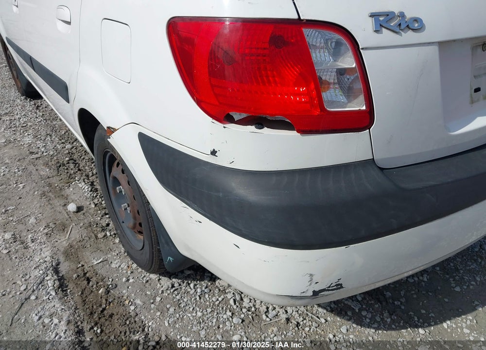 2006 KIA RIO VIN: KNADE123066153691
