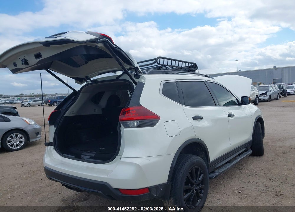 2018 NISSAN ROGUE VIN: 5N1AT2MT0JC834843