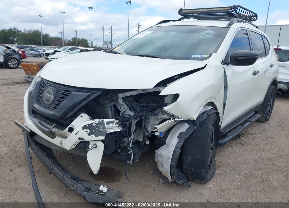2018 NISSAN ROGUE VIN: 5N1AT2MT0JC834843