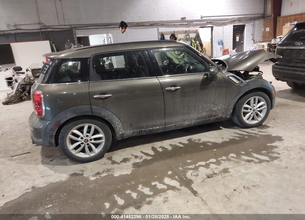 2011 MINI COOPER S COUNTRYMAN VIN: WMWZC5C53BWL53140