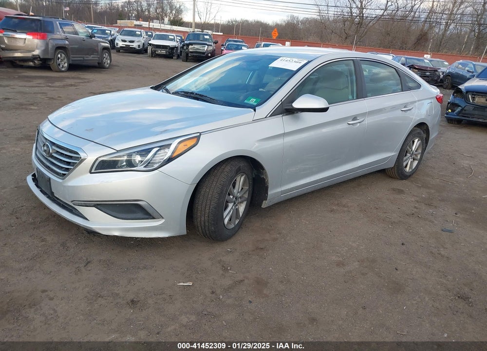 2016 HYUNDAI SONATA VIN: 5NPE24AFXGH347813