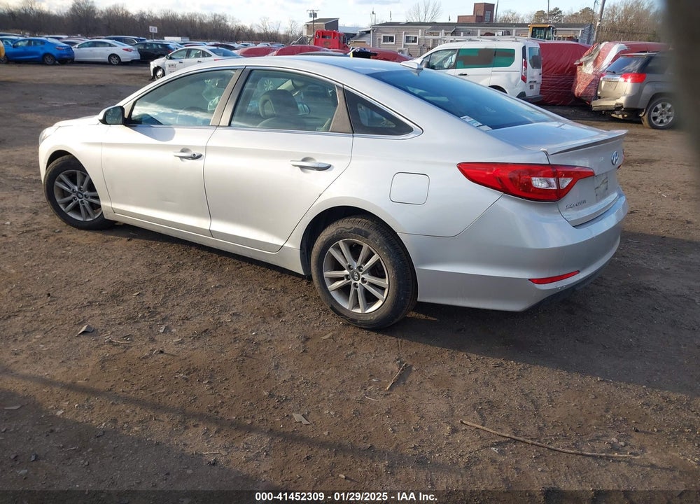 2016 HYUNDAI SONATA VIN: 5NPE24AFXGH347813