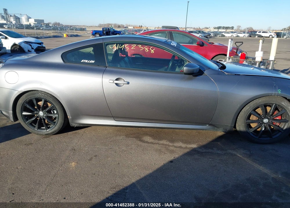 2011 INFINITI G37X VIN: JN1CV6ELXBM261509
