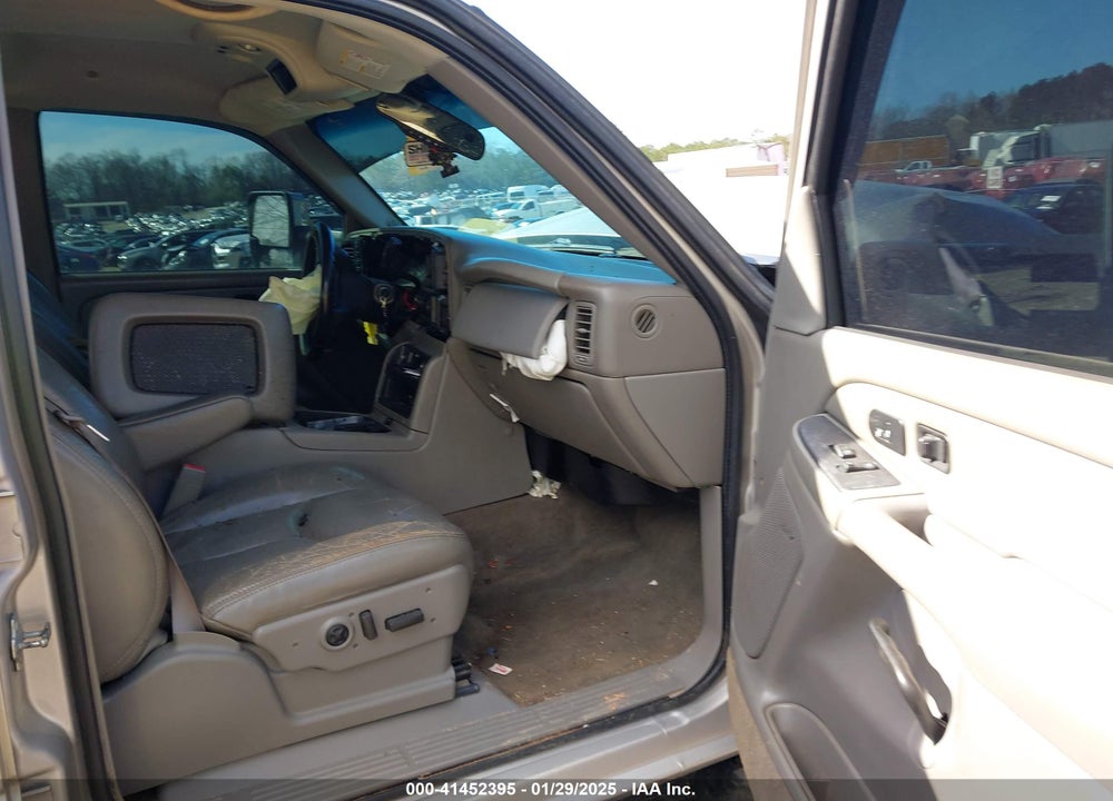 2005 GMC SIERRA 2500HD SLT VIN: 1GTHK232X5F958122