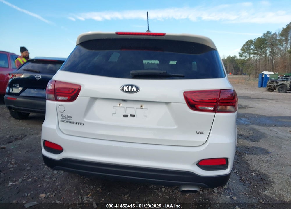 2020 KIA SORENTO VIN: 5XYPGDA59LG620680