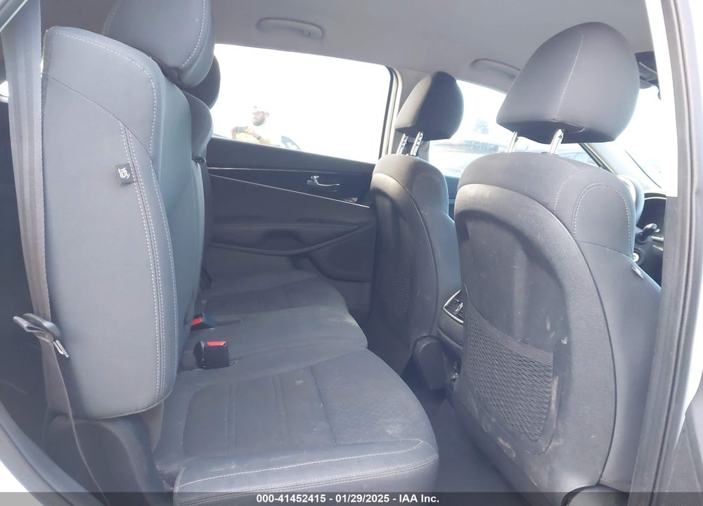 2020 KIA SORENTO VIN: 5XYPGDA59LG620680