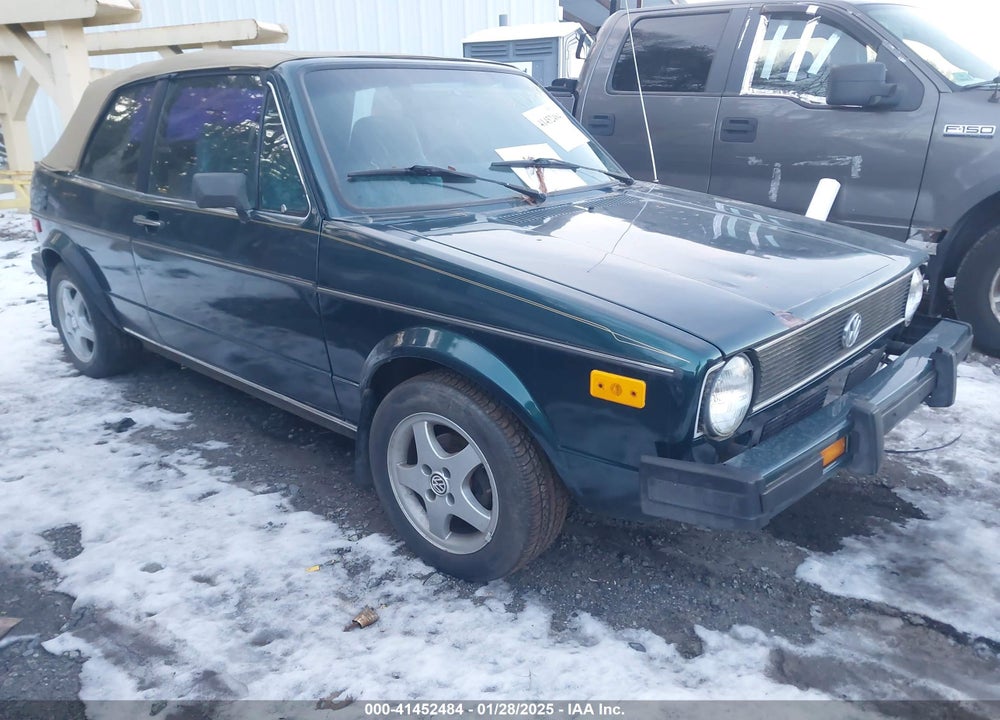 1982 VOLKSWAGEN RABBIT DELUXE VIN: WVWCA0159CK005596