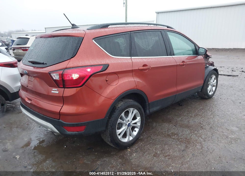 2019 FORD ESCAPE SEL VIN: 1FMCU0HDXKUB21070
