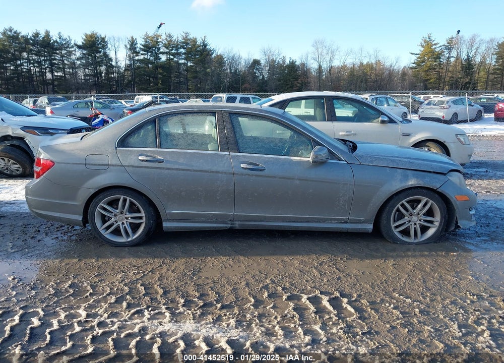 2012 MERCEDES-BENZ C 300 VIN: WDDGF8BBXCR228992