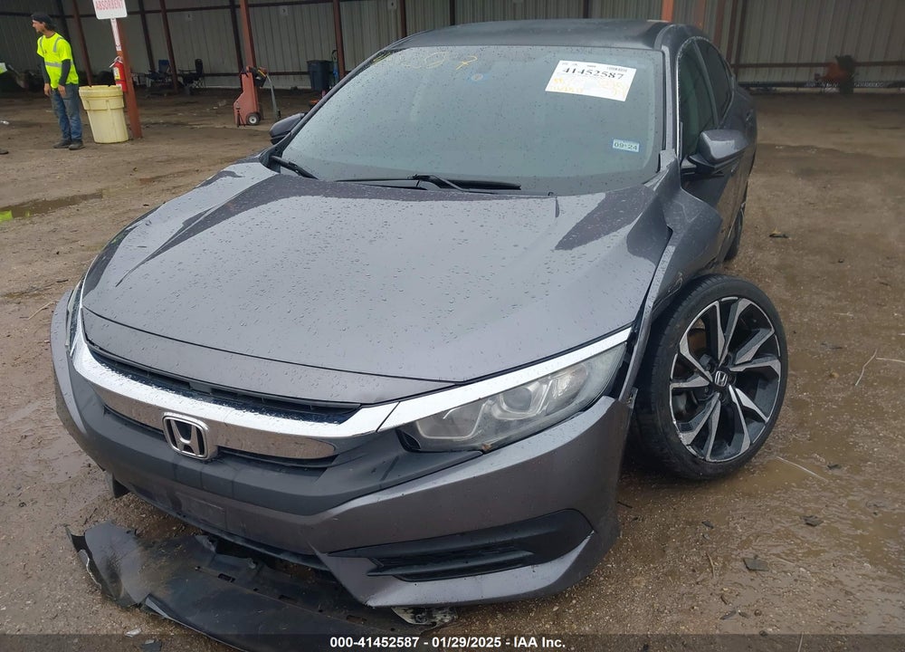 2018 HONDA CIVIC VIN: 19XFC2F54JE023371