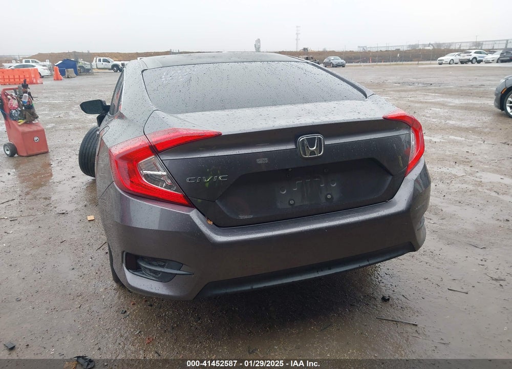 2018 HONDA CIVIC VIN: 19XFC2F54JE023371