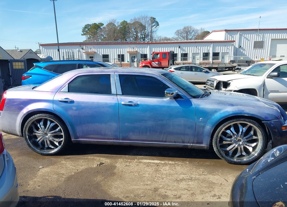 2008 CHRYSLER 300 VIN: 2C3KA43R68H177056